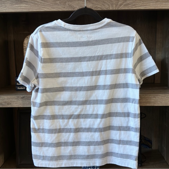 Old Navy striped short sleeve t-shirt - Picture 2 of 3